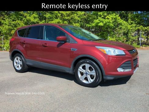 Used 2016 Ford Escape SE FWD image 2