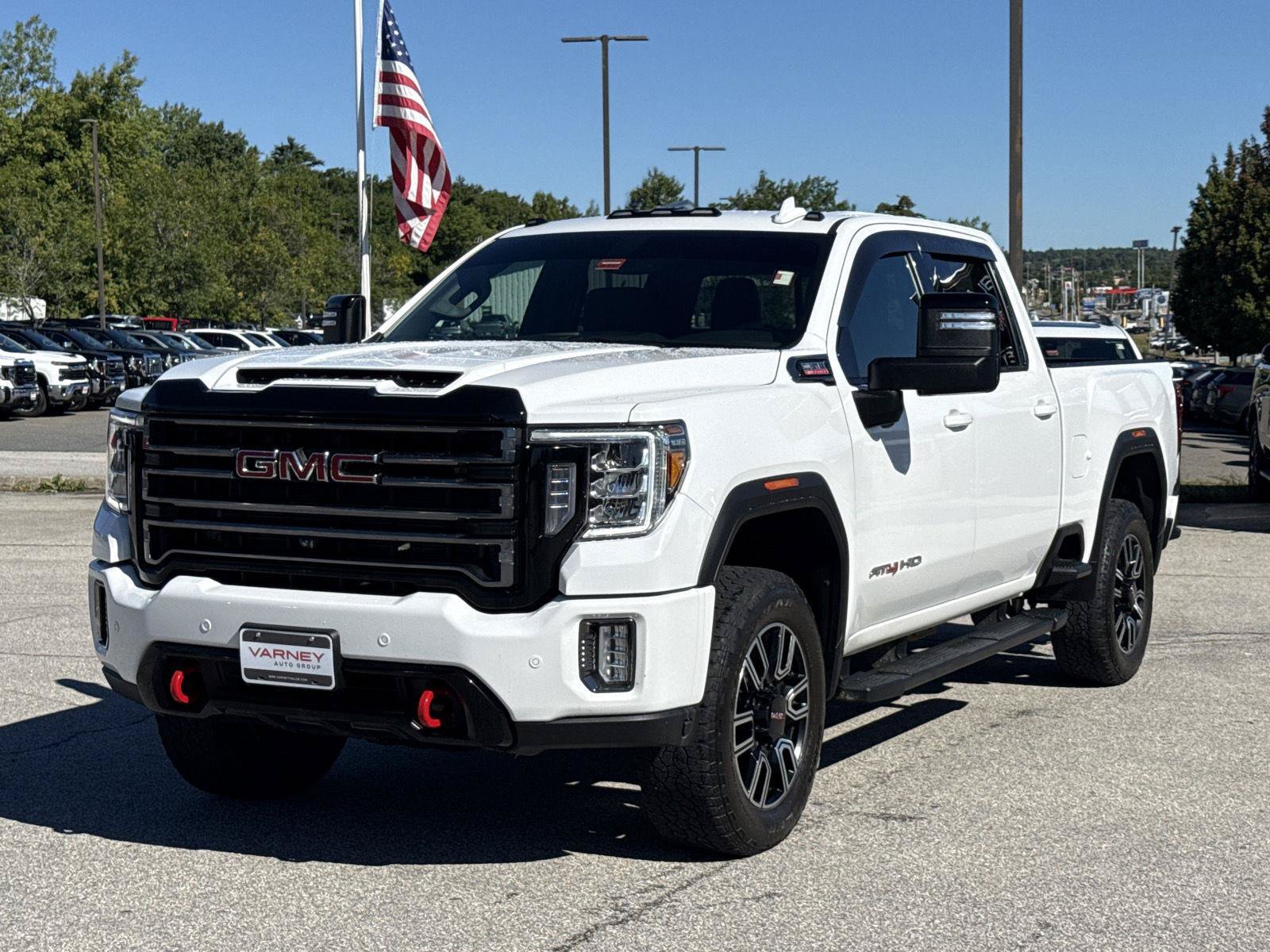 Used 2022 GMC Sierra 2500 AT4 w/ AT4 Preferred Package AWD/4WD image 1