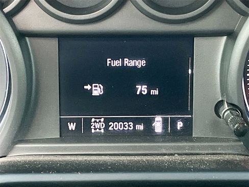 Used 2022 Chevrolet Silverado 1500 Custom image 12