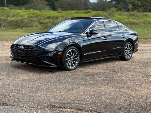 Used 2021 Hyundai Sonata Limited image 2