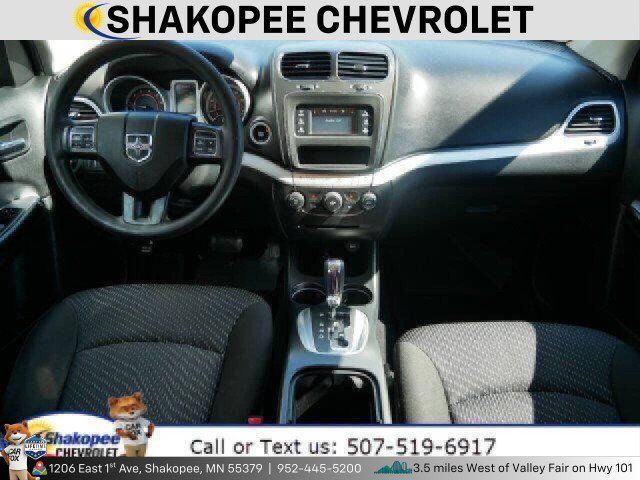 Used 2019 Dodge Journey SE FWD image 11