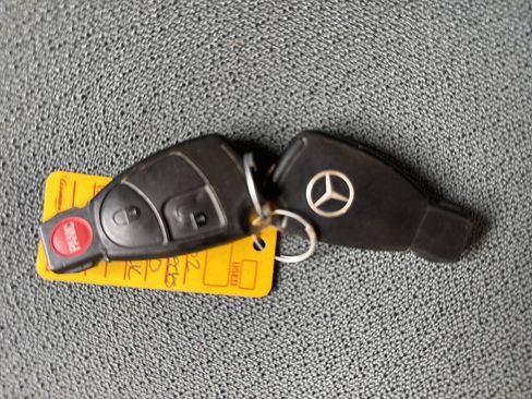 Used 2002 Mercedes-Benz C 230 Coupe image 21