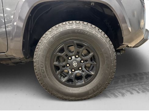 Used 2022 Toyota Tacoma SR5 image 51