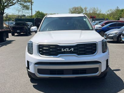 Used 2024 Kia Telluride S