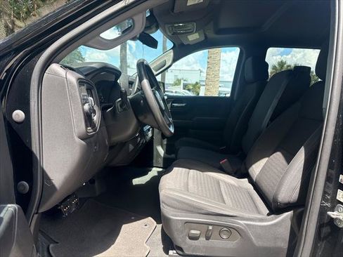 Used 2022 Chevrolet Silverado 1500 Custom RWD image 12