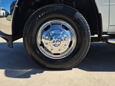 Used 2024 RAM 3500 Big Horn AWD/4WD image 9