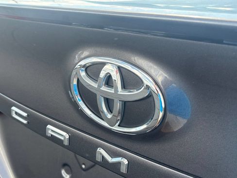 Used 2022 Toyota Camry SE FWD image 31