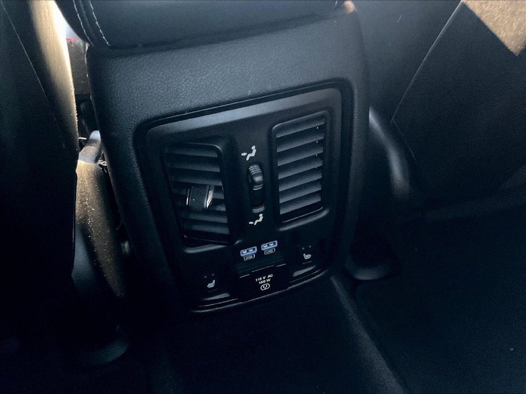 Used 2022 Dodge Durango SRT w/ Technology Group AWD/4WD image 10