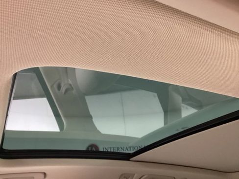 Used 2023 Audi Q5 2.0T Premium w/ Convenience Package image 13