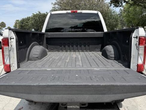 Used 2019 Ford F250 XL w/ Power Equipment Group AWD/4WD image 14