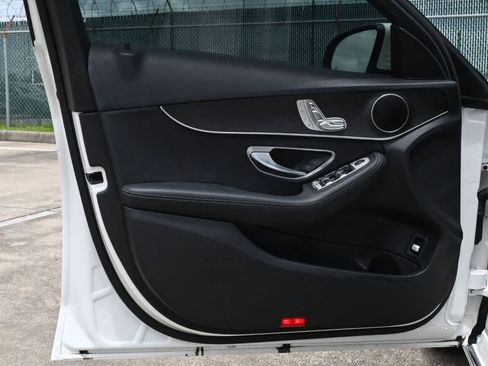 Used 2020 Mercedes-Benz C 300 Sedan image 18