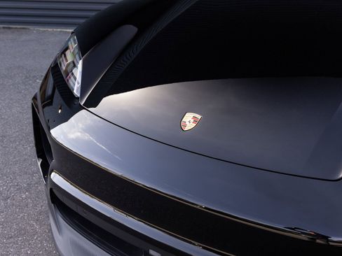 New 2026 Porsche Macan 4 Electric AWD/4WD image 10