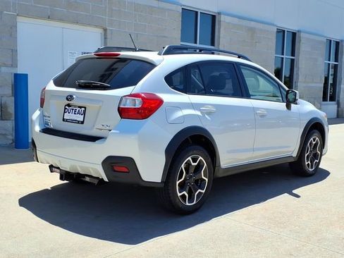 Used 2014 Subaru Crosstrek 2.0i Premium w/ Moonroof Package AWD/4WD image 5