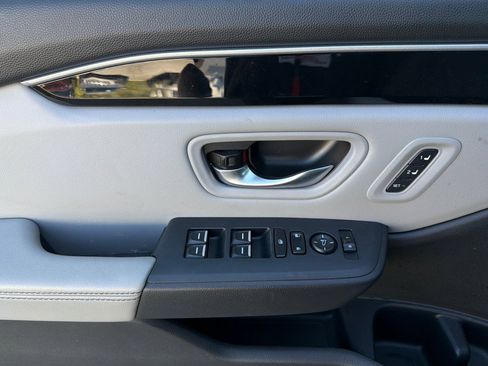 Used 2023 Honda Pilot EX-L image 13