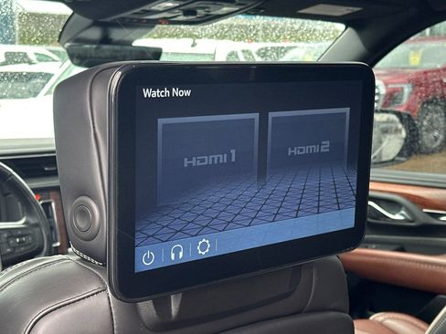 Used 2023 GMC Yukon Denali Ultimate image 15