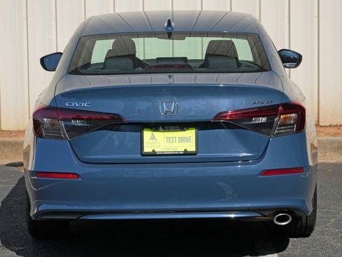 Used 2025 Honda Civic Sport image 44