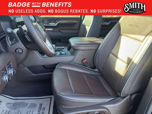 Used 2025 GMC Sierra 1500 Denali w/ Technology Package AWD/4WD image 13