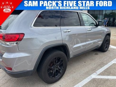Used 2020 Jeep Grand Cherokee Limited image 3