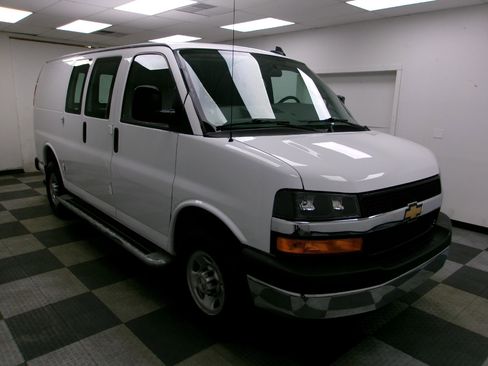 Used 2025 Chevrolet Express 2500 w/ Driver Convenience Package RWD image 1