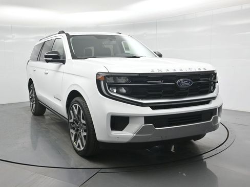 New 2025 Ford Expedition Platinum w/ Platinum Ultimate Package image 25