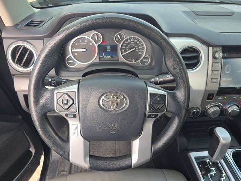 Used 2017 Toyota Tundra SR5 w/ SR5 Upgrade Package image 15