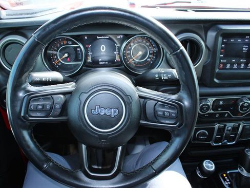Used 2021 Jeep Wrangler Unlimited Sport AWD/4WD image 29