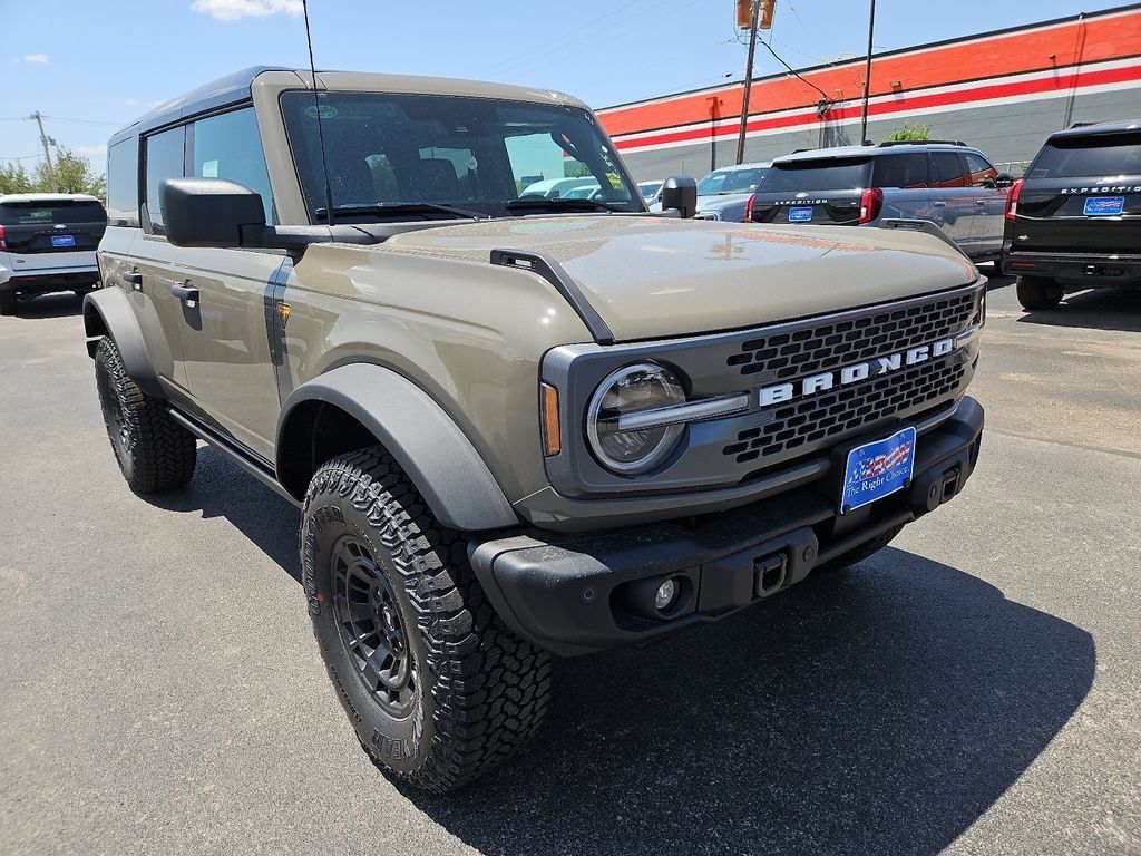 New 2026 Ford Bronco Badlands AWD/4WD image 2