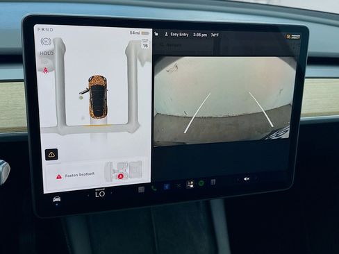 Used 2023 Tesla Model Y Long Range AWD/4WD image 10