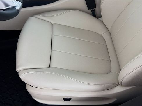 Used 2026 Mercedes-Benz CLA 250 4MATIC image 17