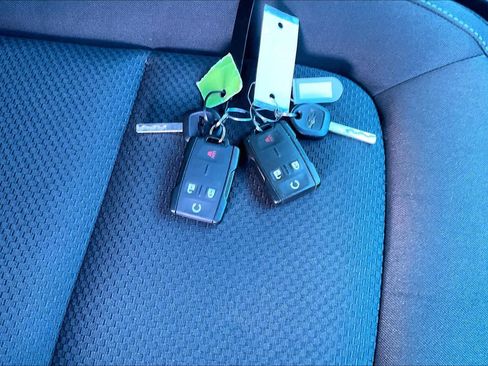 Used 2021 Chevrolet Colorado LT w/ LT Convenience Package image 14