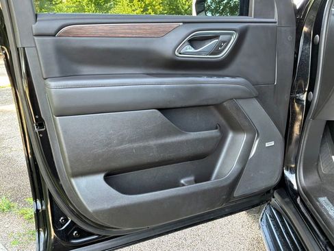 Used 2023 Chevrolet Tahoe High Country w/ Advanced Technology Package AWD/4WD image 10