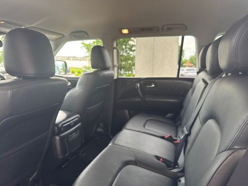 Used 2023 Nissan Armada SV w/ Cargo Package AWD/4WD image 7