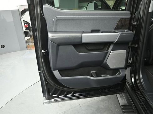 Used 2024 Ford F250 Lariat w/ Sport Appearance Package AWD/4WD image 22