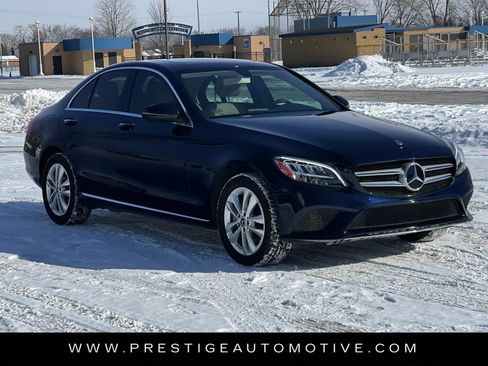 Used 2019 Mercedes-Benz C 300 4MATIC Sedan image 7