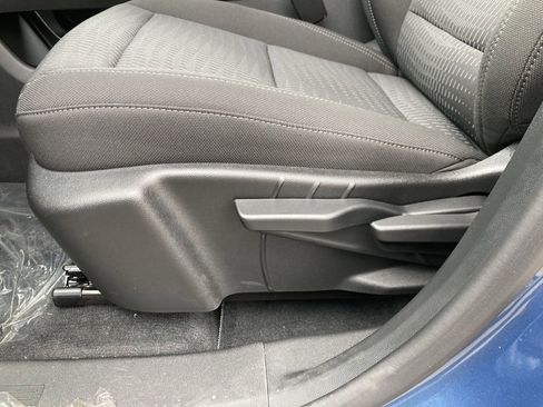 New 2026 Chevrolet Equinox LT image 11