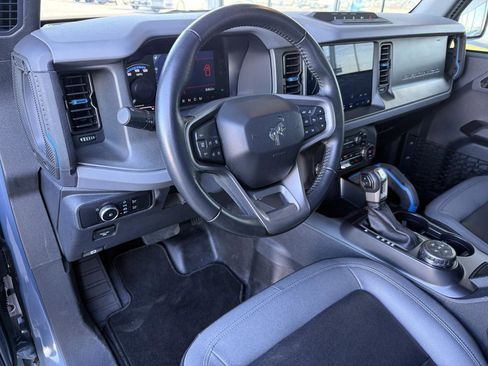 Used 2024 Ford Bronco Black Diamond image 17