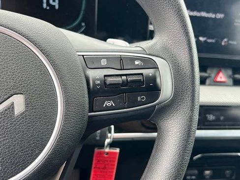 Certified 2023 Kia Sportage LX AWD/4WD image 23
