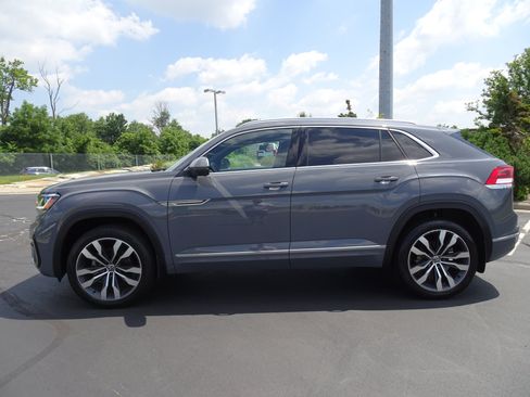 Used 2023 Volkswagen Atlas Cross Sport SEL Premium R-Line AWD/4WD image 7