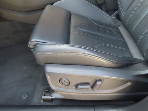 Used 2025 Audi Q5 2.0T Premium AWD/4WD image 8