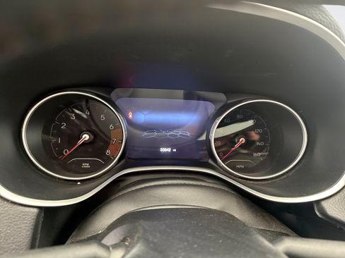 Used 2021 Jeep Compass Limited AWD/4WD image 9