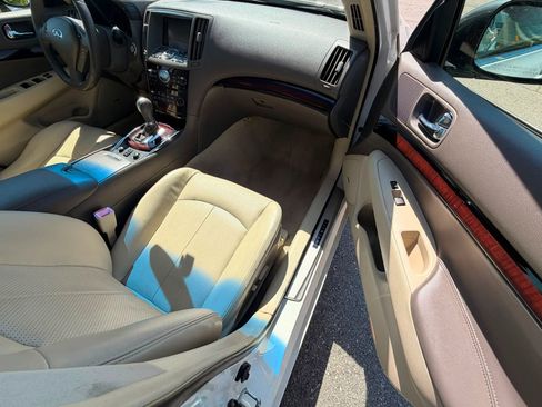 Used 2012 INFINITI G37 x Sedan w/ Premium Pkg AWD/4WD image 8
