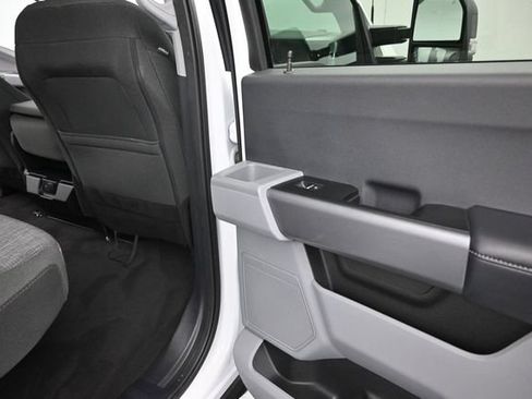 Used 2025 Ford F250 XLT AWD/4WD image 17