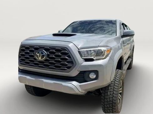 Used 2020 Toyota Tacoma TRD Sport AWD/4WD image 6