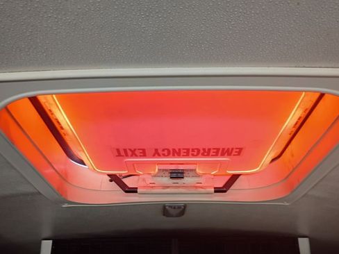 Used 2003 Ford E-450 and Econoline 450 RWD image 23