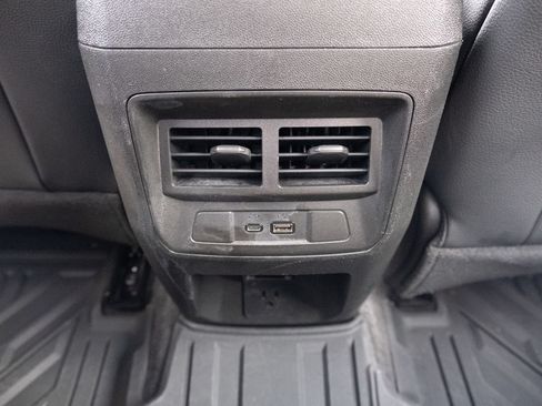 Used 2023 GMC Canyon Denali AWD/4WD image 18