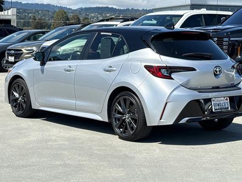 Used 2024 Toyota Corolla XSE FWD image 5