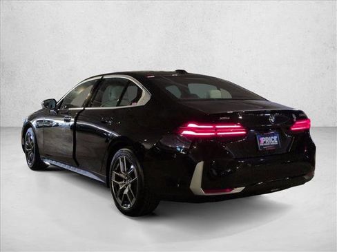 Used 2026 BMW 530i xDrive image 8