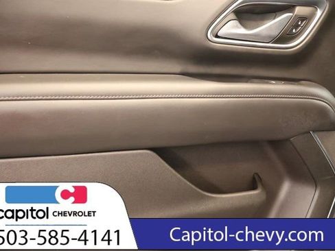 Used 2021 Chevrolet Suburban Z71 w/ Rear Media and Nav Package AWD/4WD image 31