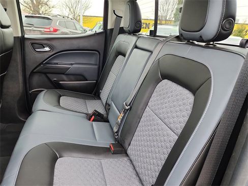 Used 2021 Chevrolet Colorado Z71 image 17