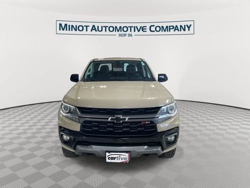 Used 2022 Chevrolet Colorado Z71 AWD/4WD image 3